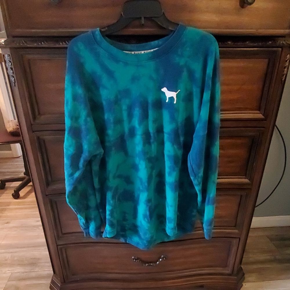 Pink long sleeve tie dye sweatshirt .